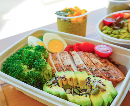 Smith Street Café at Olivara offering all-day breakfast and healthy dining for the InnerFight community